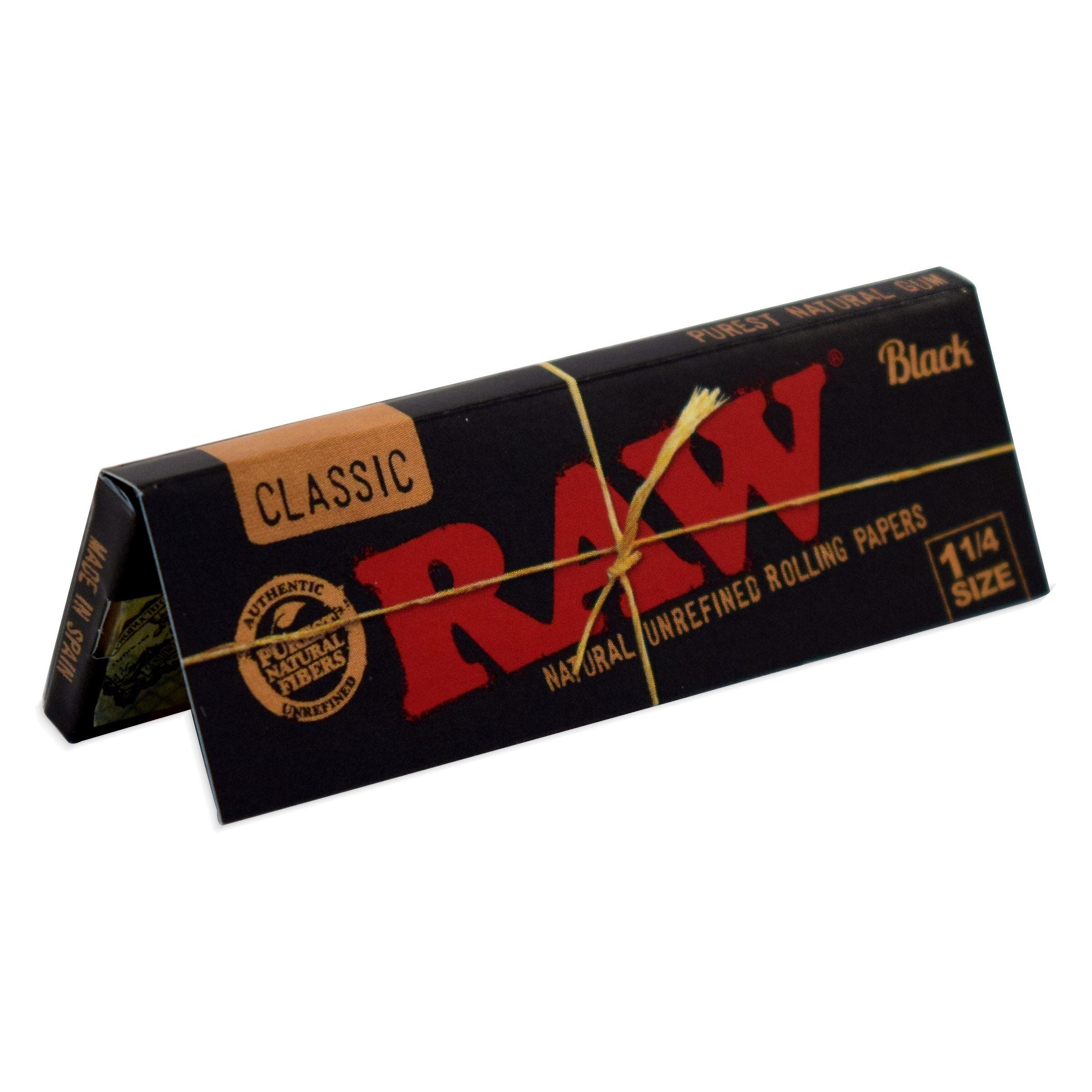JUICY JAYS ROLLING PAPERS - 1 1/4 - BLACK MAGIC